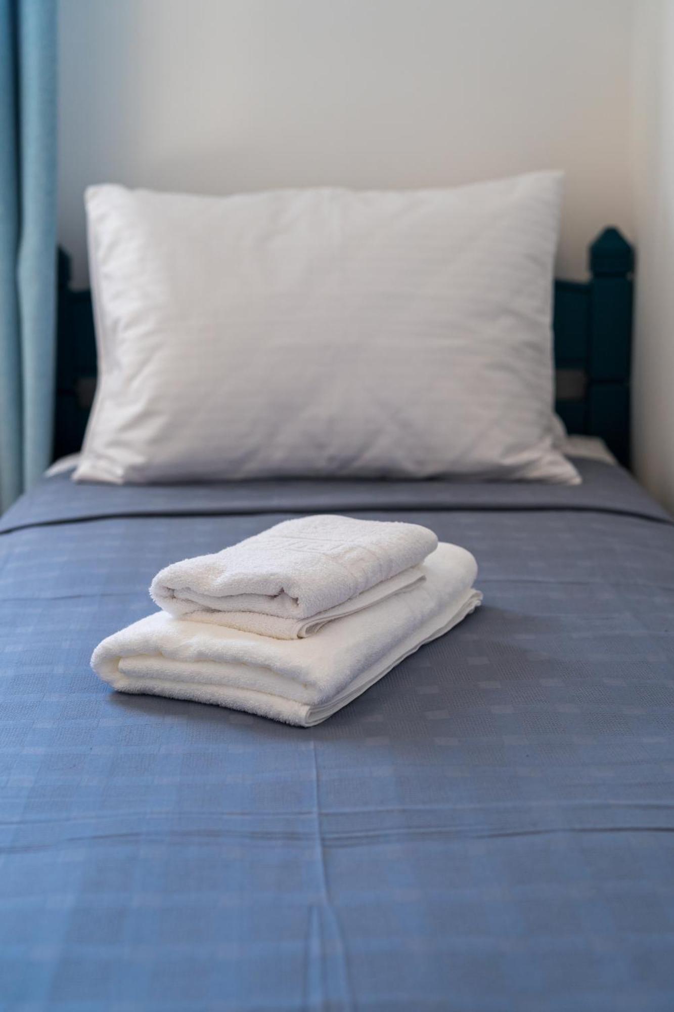 Blue Eyes Beach Villas Монолитос Екстериор снимка