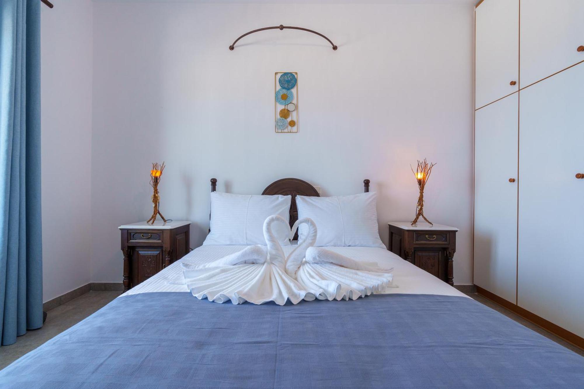 Blue Eyes Beach Villas Монолитос Екстериор снимка